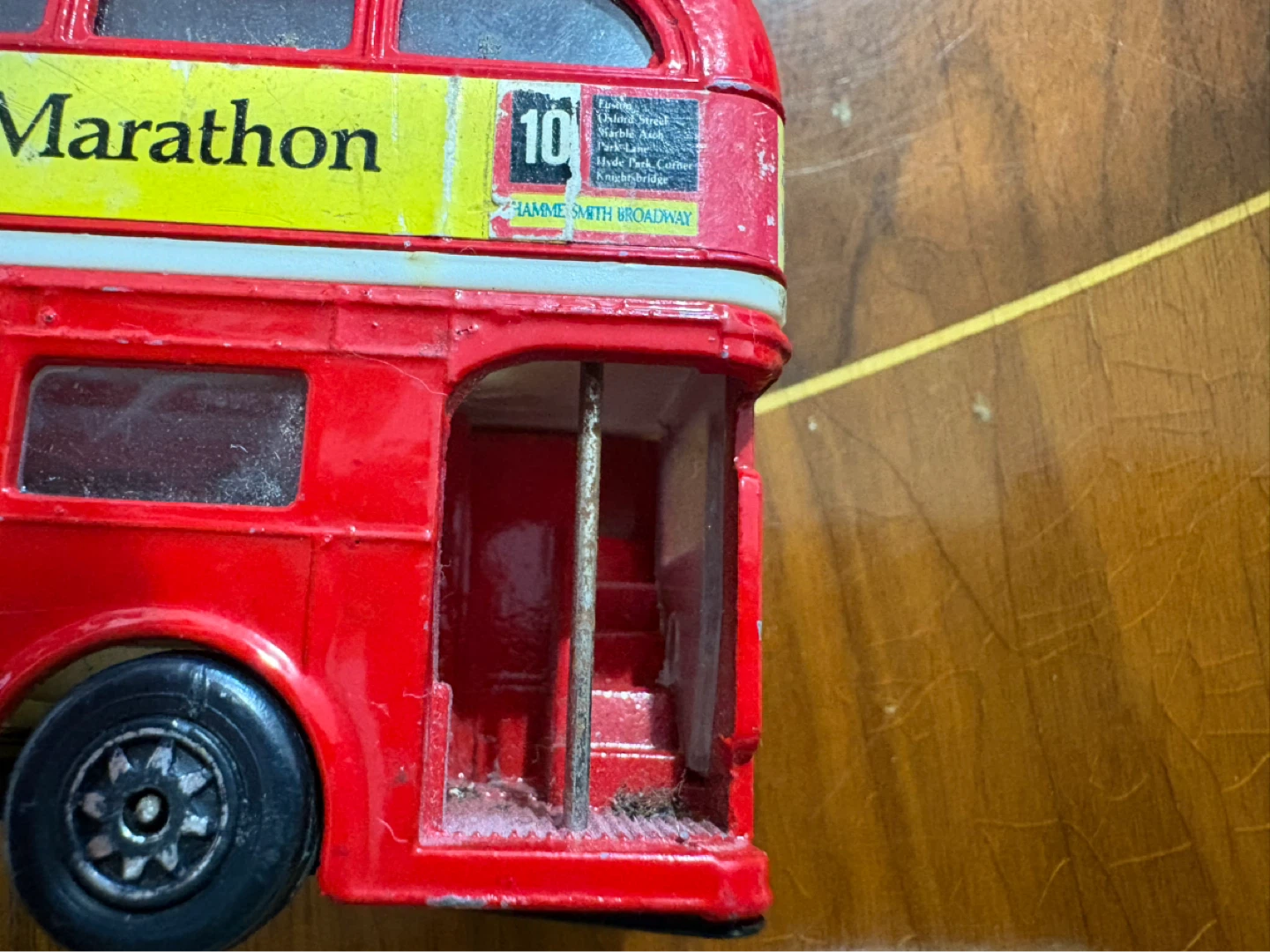 Corgi Nutra Sweet London Marathon Bus Toy - photo 4