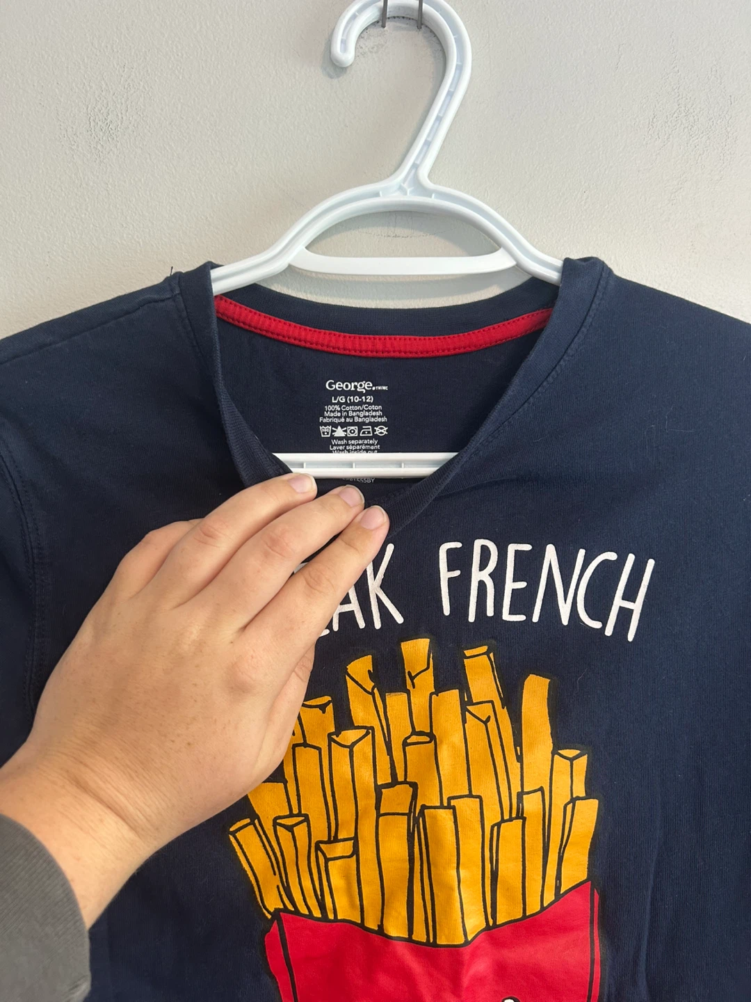 George Long Sleeve "I Speak French" Fries T-Shirt - photo 2
