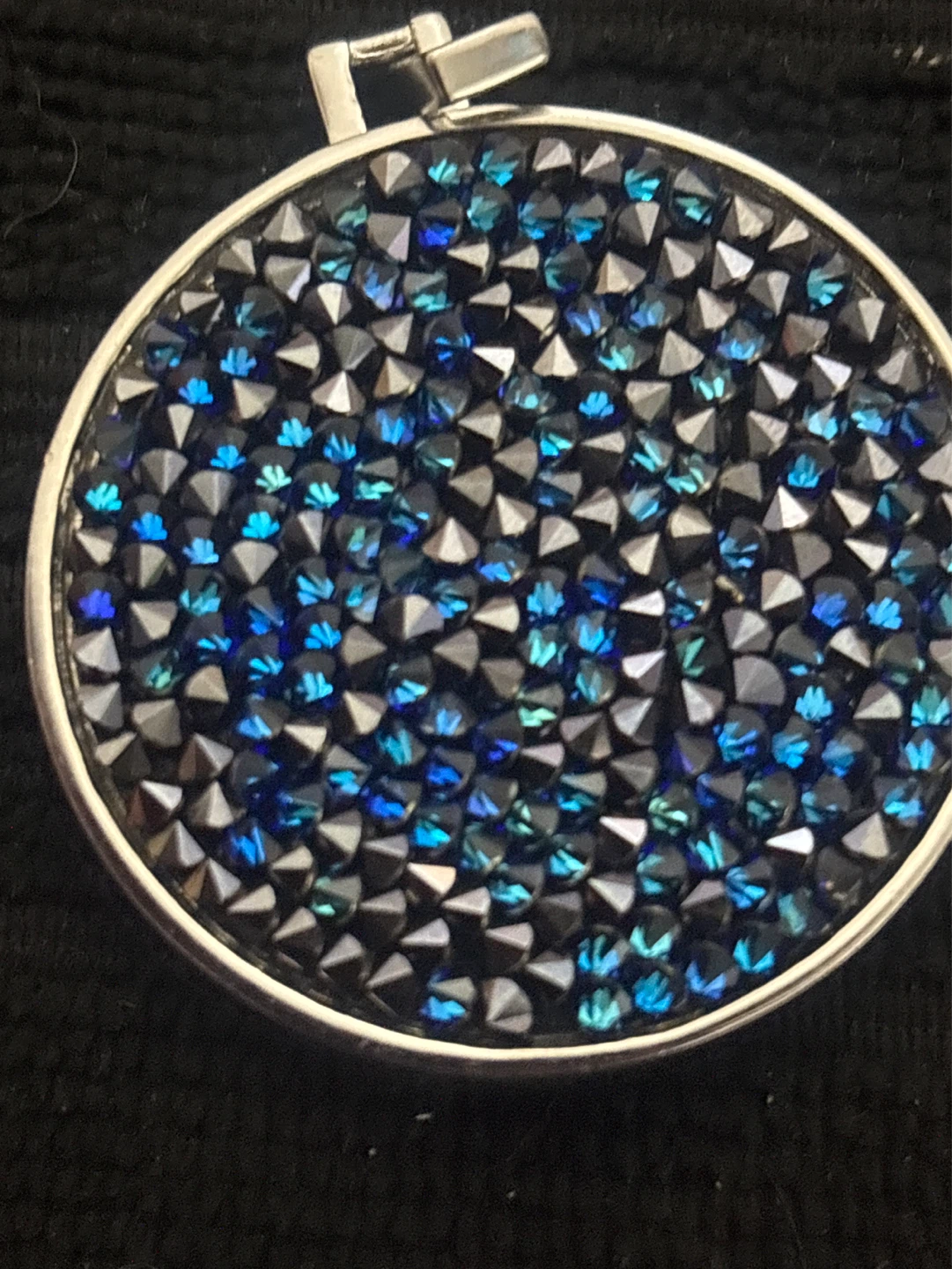 Round Blue & Silver Crystal Pendant Necklace - photo 4