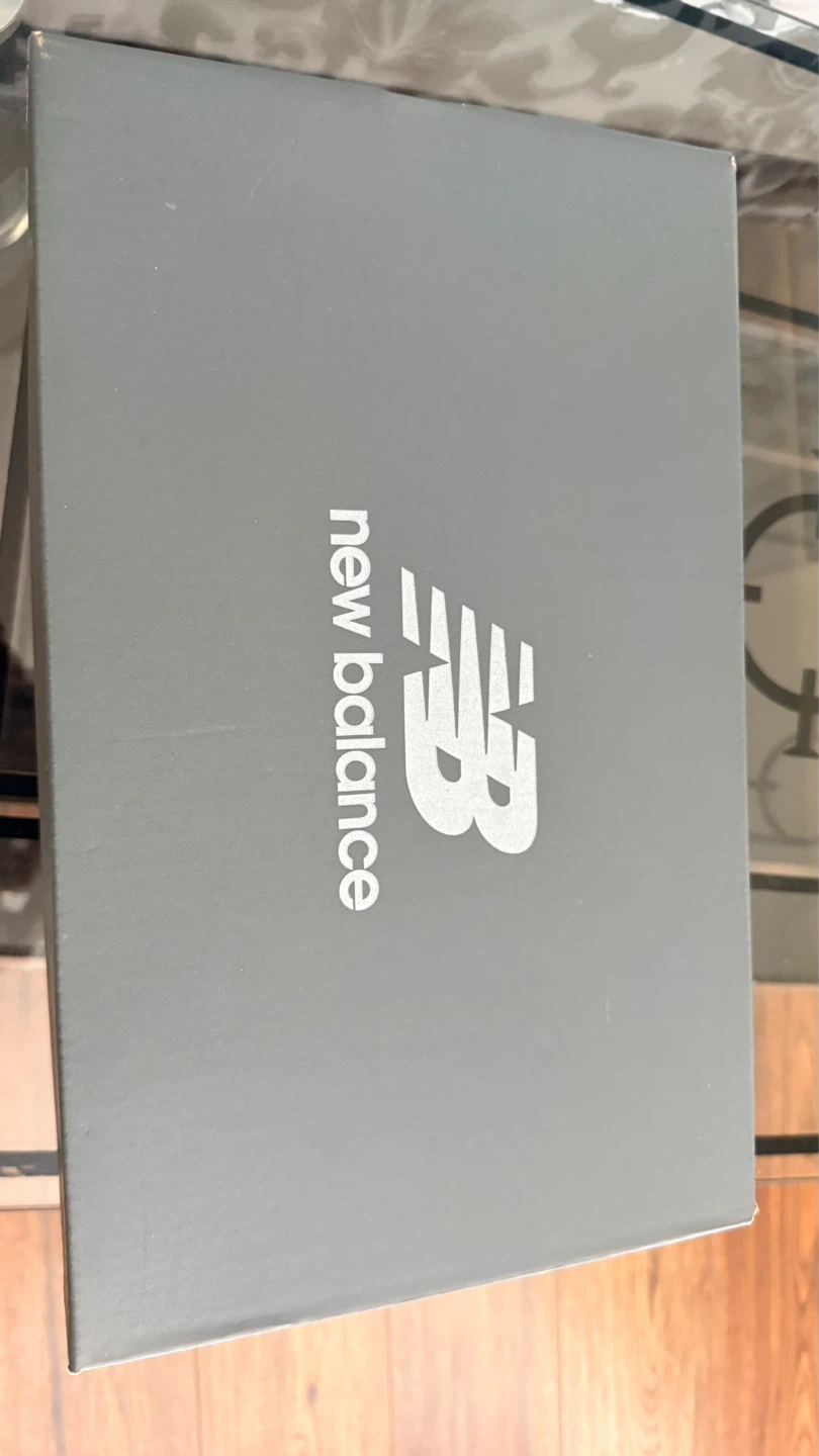 New Balance 9060 Sneakers