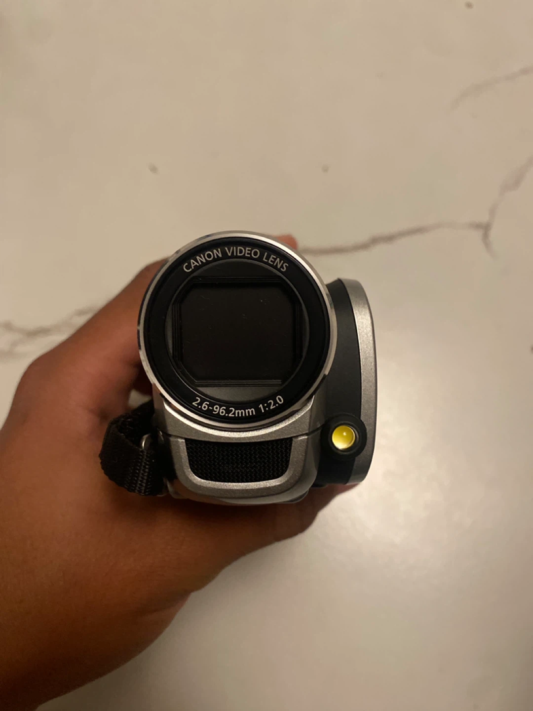 Canon Legra Digital Camera - photo 3
