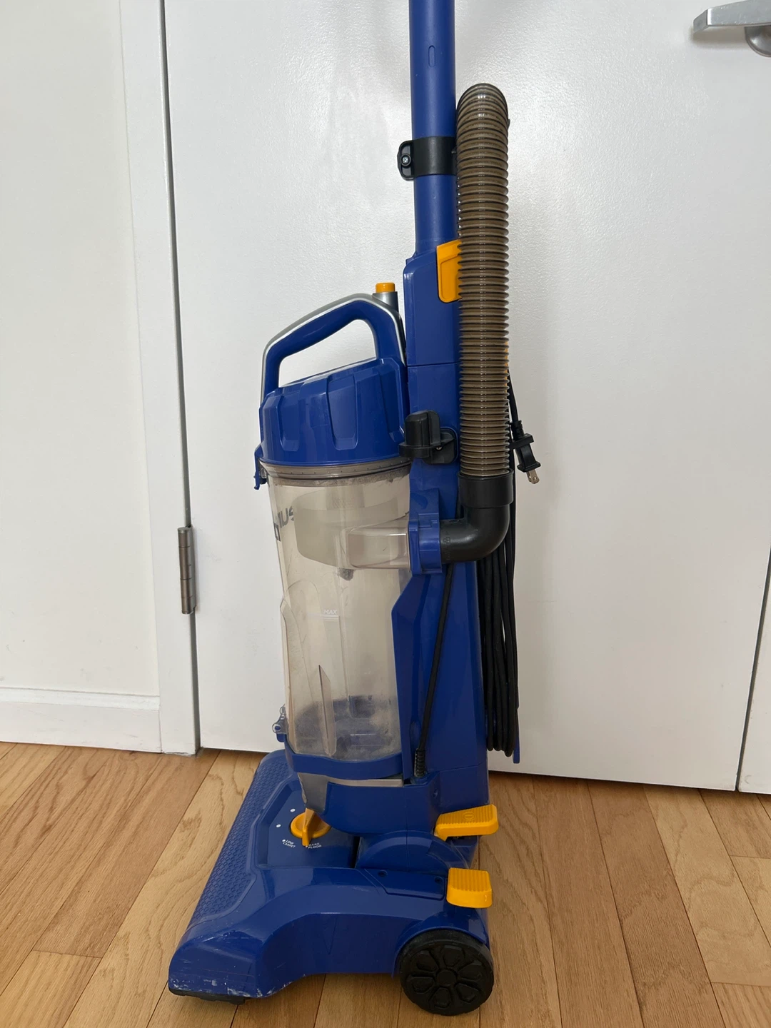 Eureka Powerspeed Upright Vacuum - photo 4