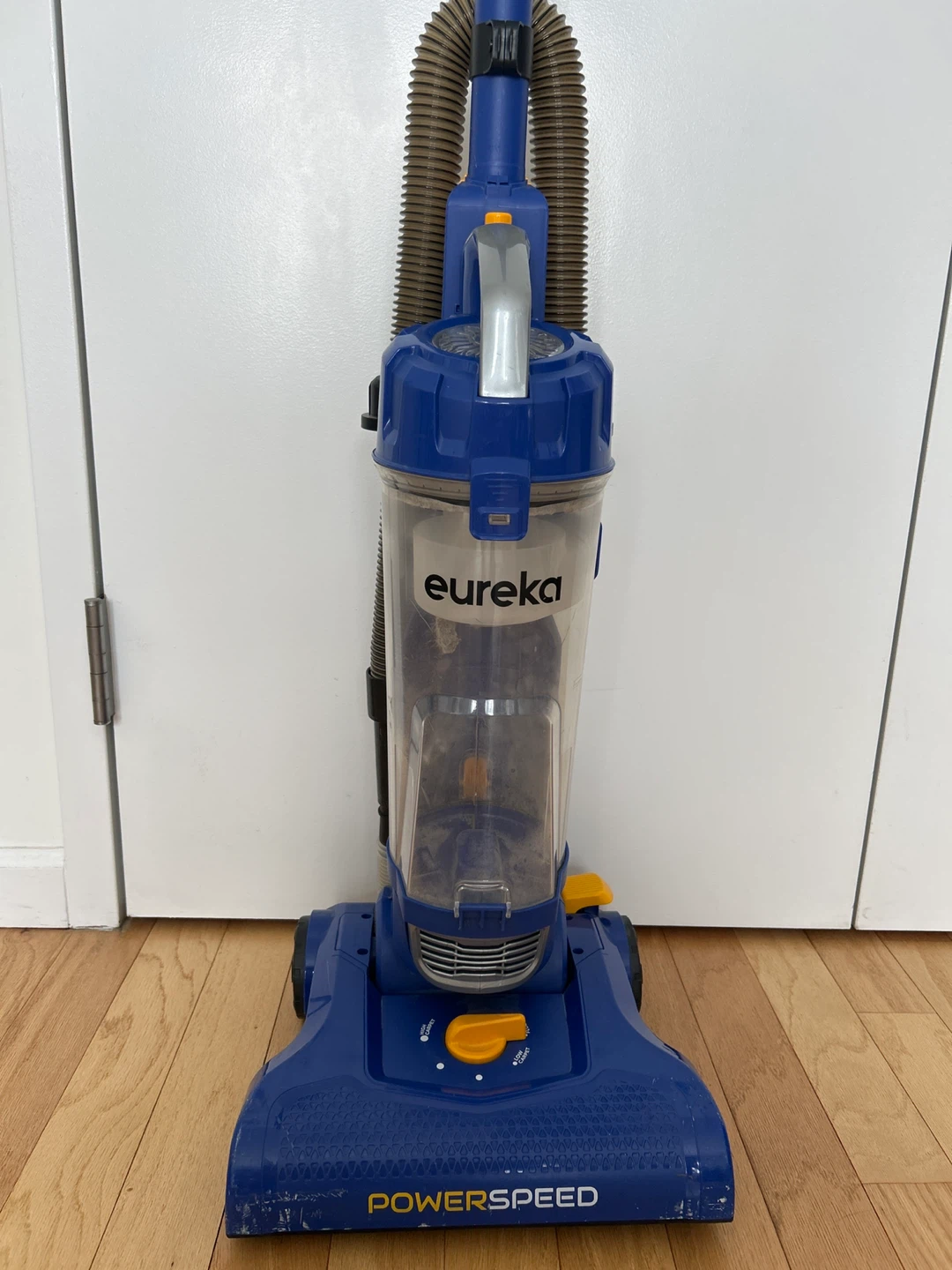 Eureka Powerspeed Upright Vacuum - photo 2