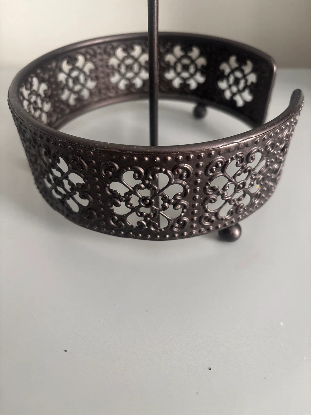 Ornate Metal Paper Towel Holder - photo 2