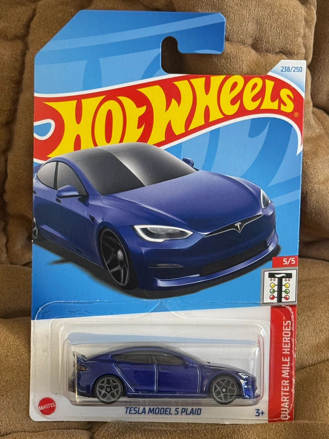 Hot Wheels Tesla Model S Plaid lot of 2 - photo 2