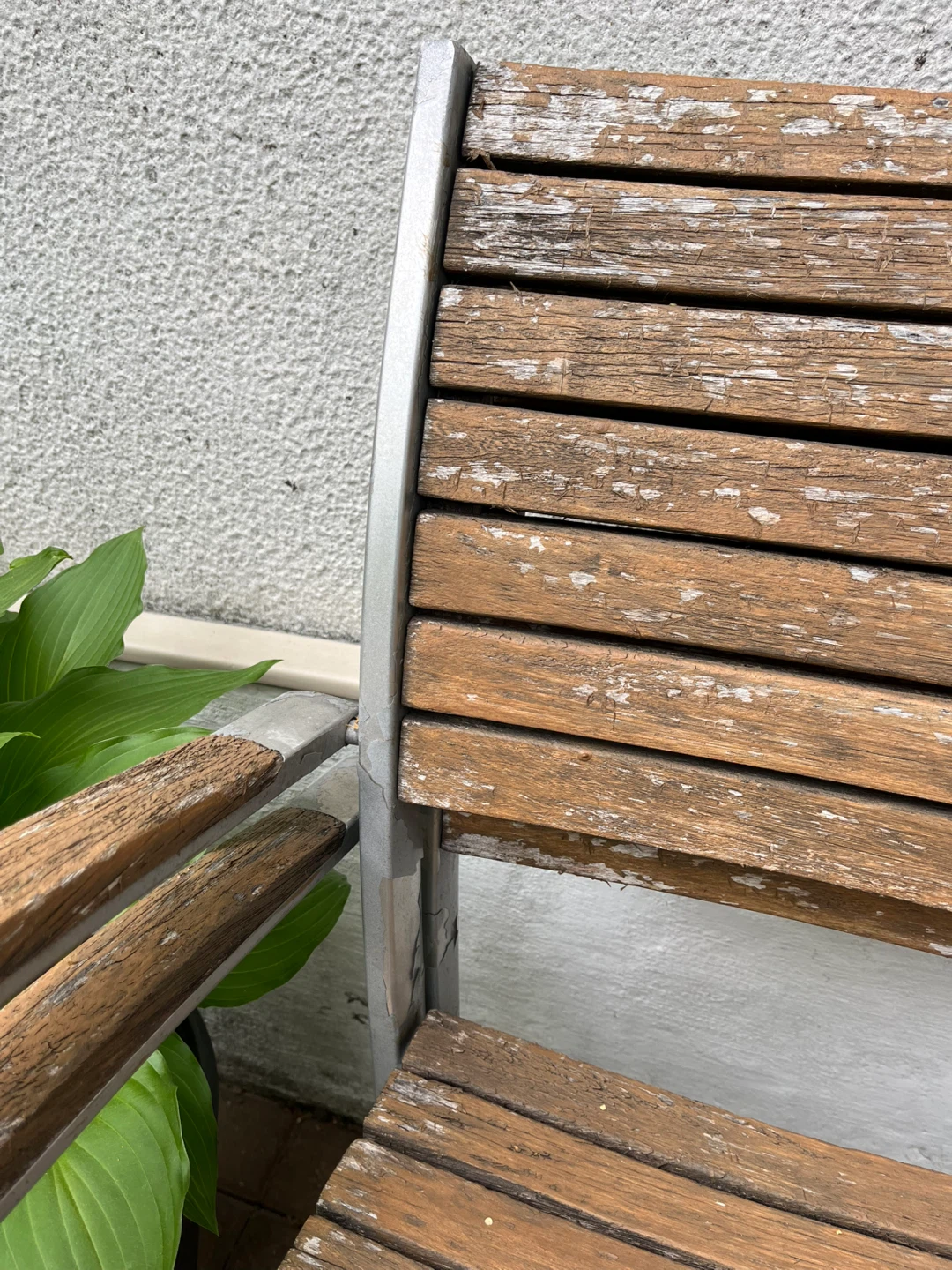 4 Outdoor Chairs with Wood Slats and Metal Frame - photo 3
