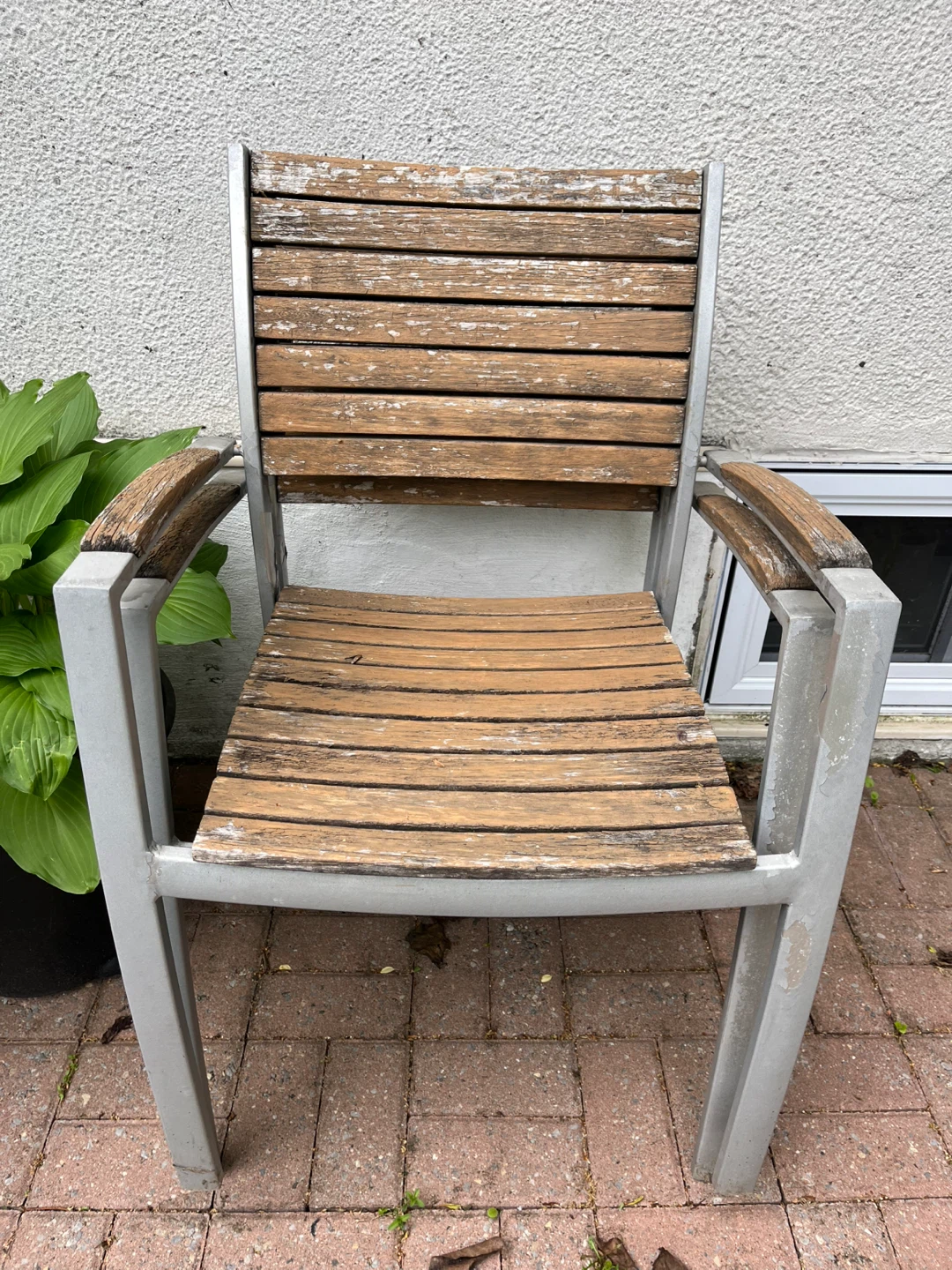 4 Outdoor Chairs with Wood Slats and Metal Frame - photo 2