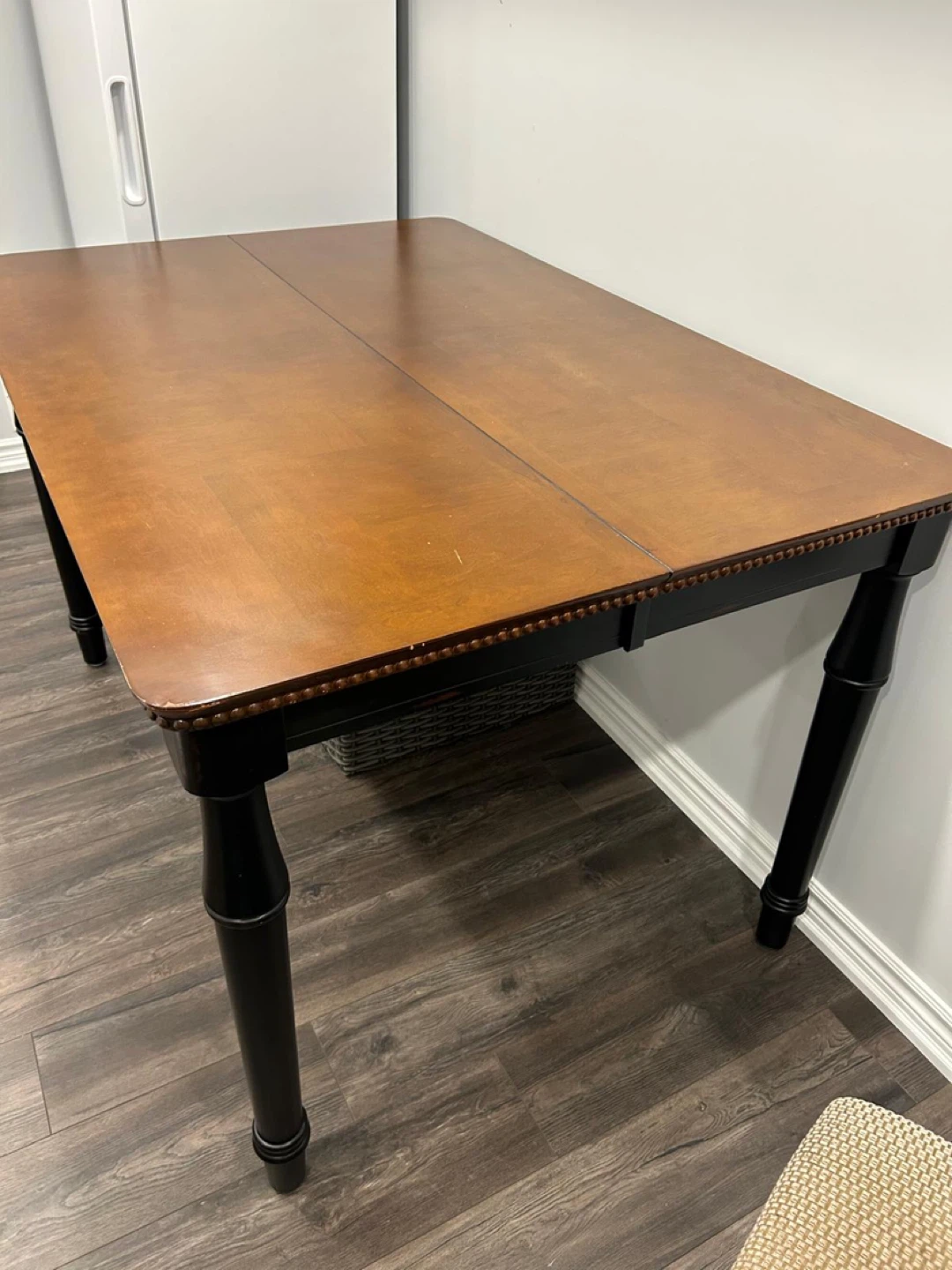 Dining Table with Extendable Leaves
