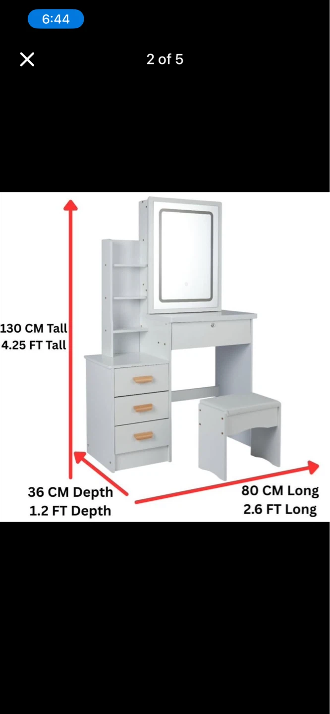 Vanity desk