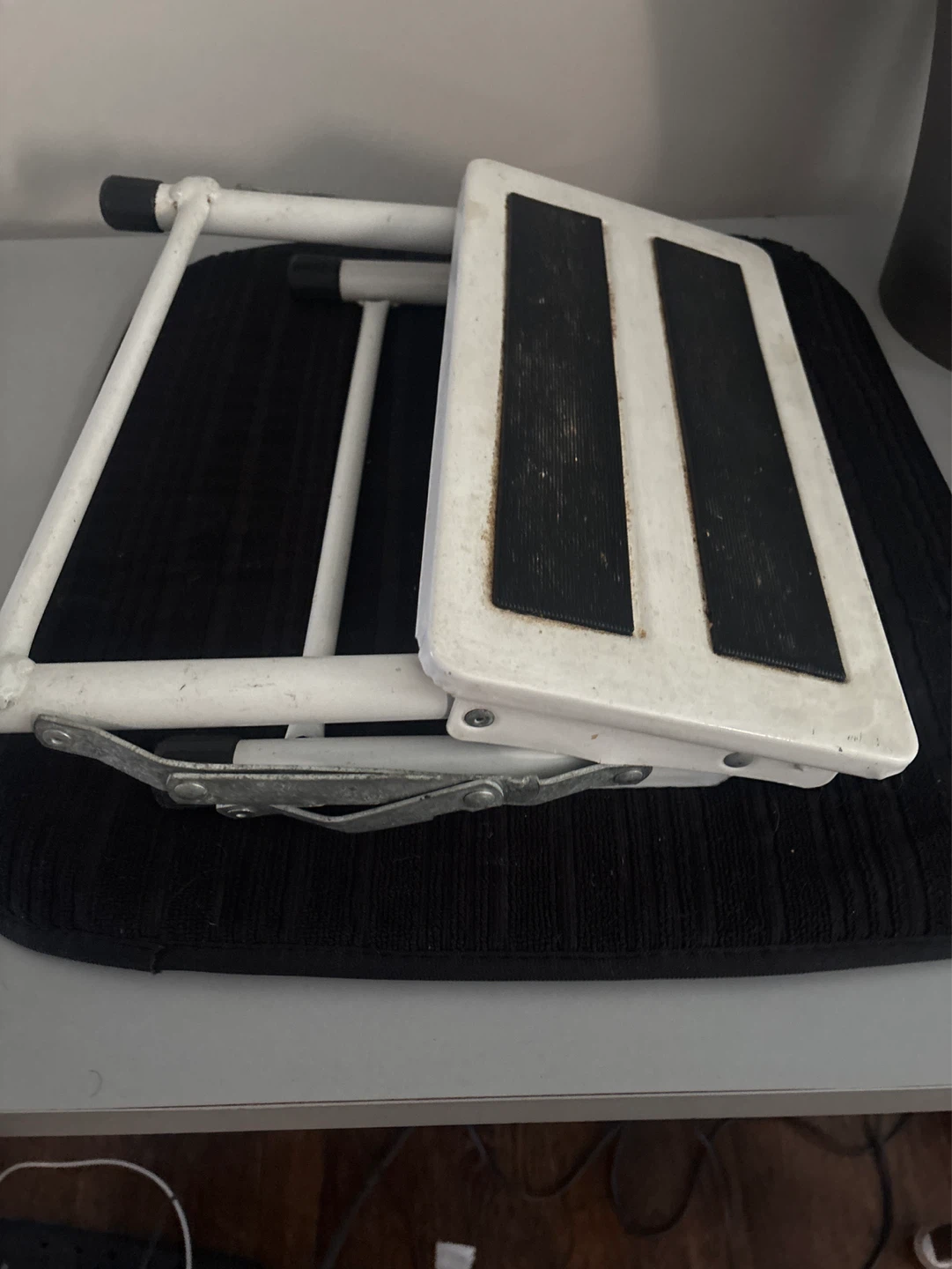 White Folding Metal Step Stool - photo 5