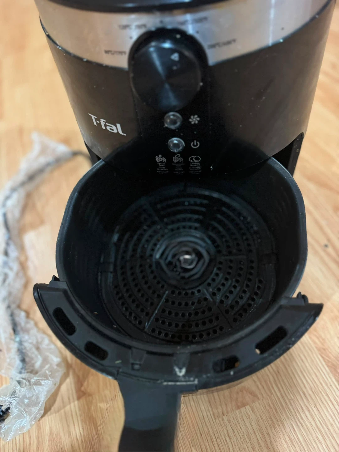 T-fal Air Fryer - photo 3