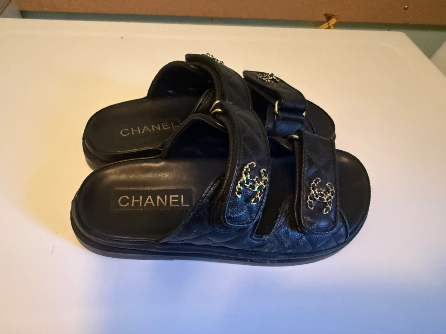 CHANEL Quilted Black Leather Sandals Size 36 - photo 4
