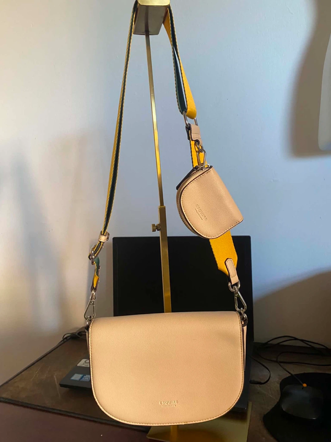 Esquire Collection Crossbody Bag with Coin Pouch