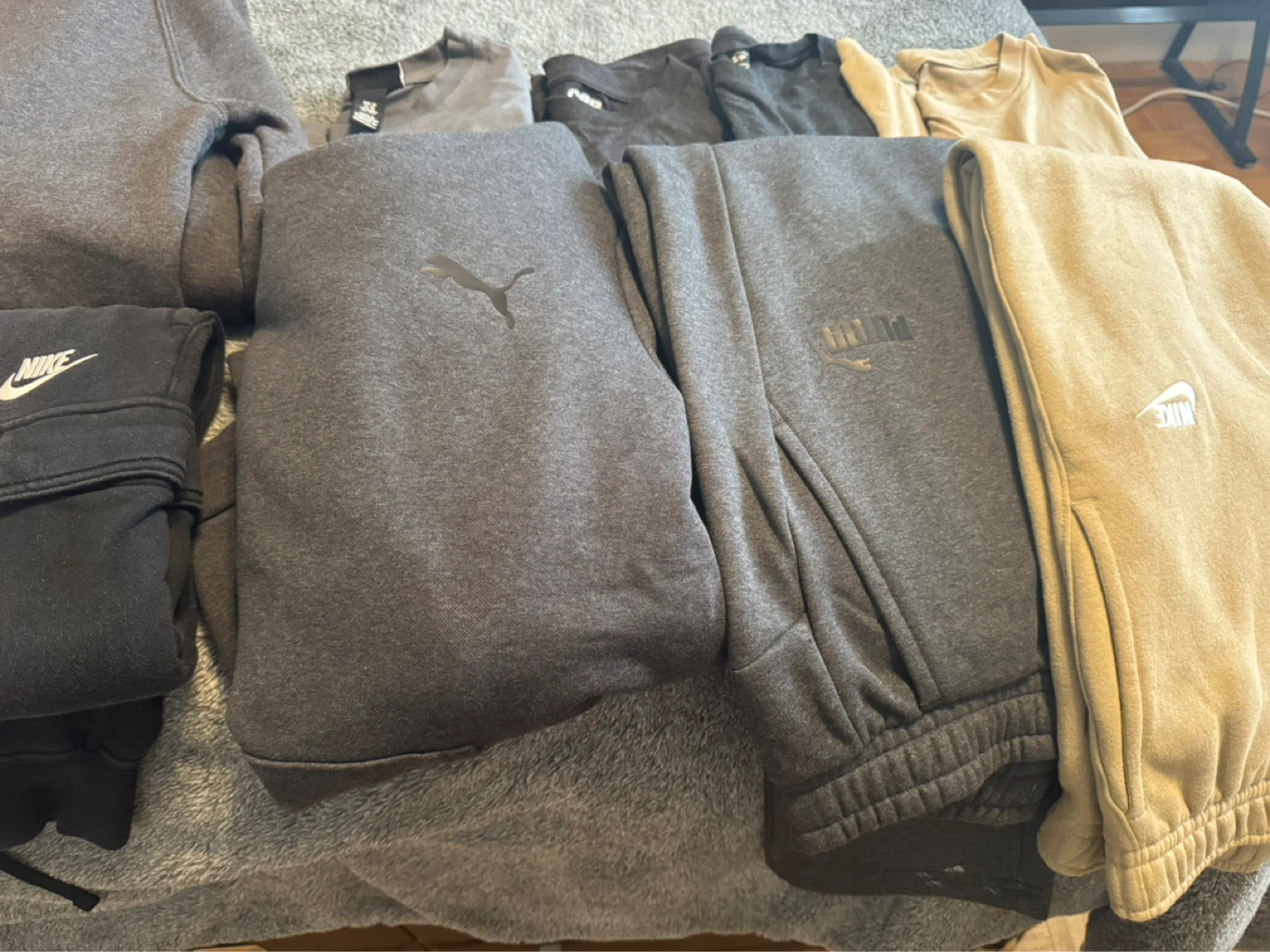 Puma Grey Hoodie and Sweatpants Set size small - photo 4