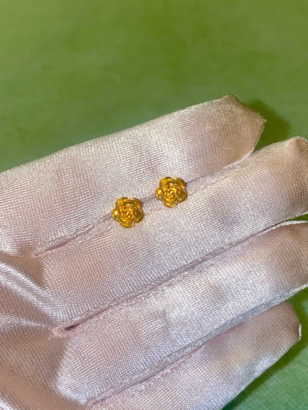 18 K  Gold Rose Stud Earrings - photo 3