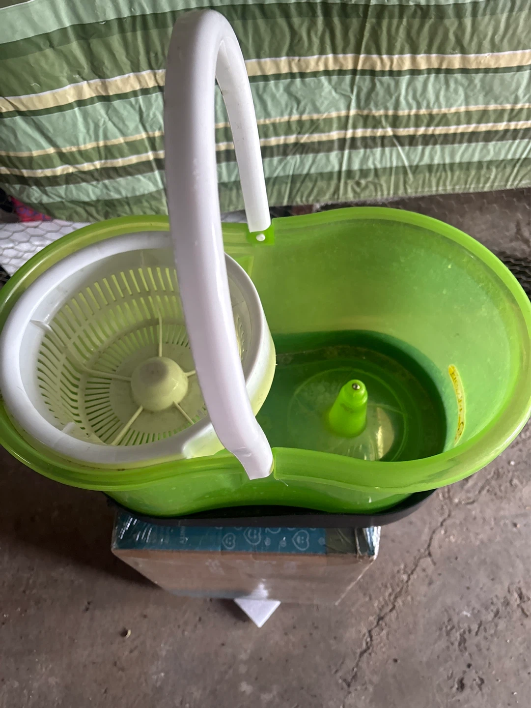 Spin Mop Bucket System with Wheels - photo 2