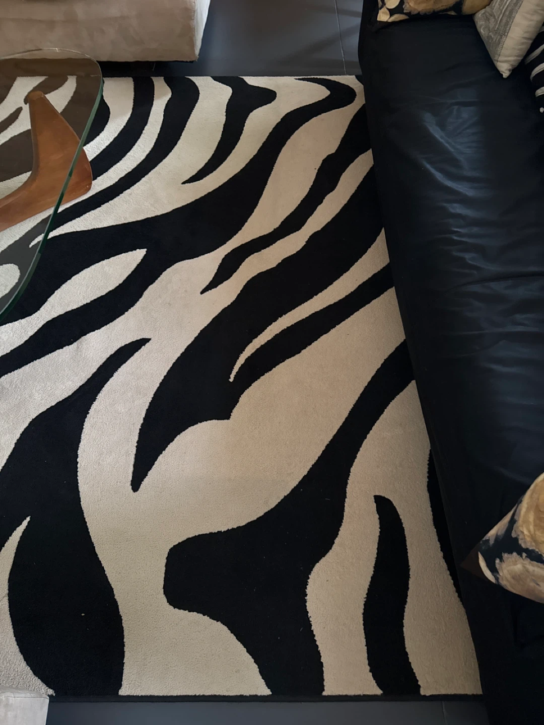 LARGE Zebra Print Area Rug - photo 3