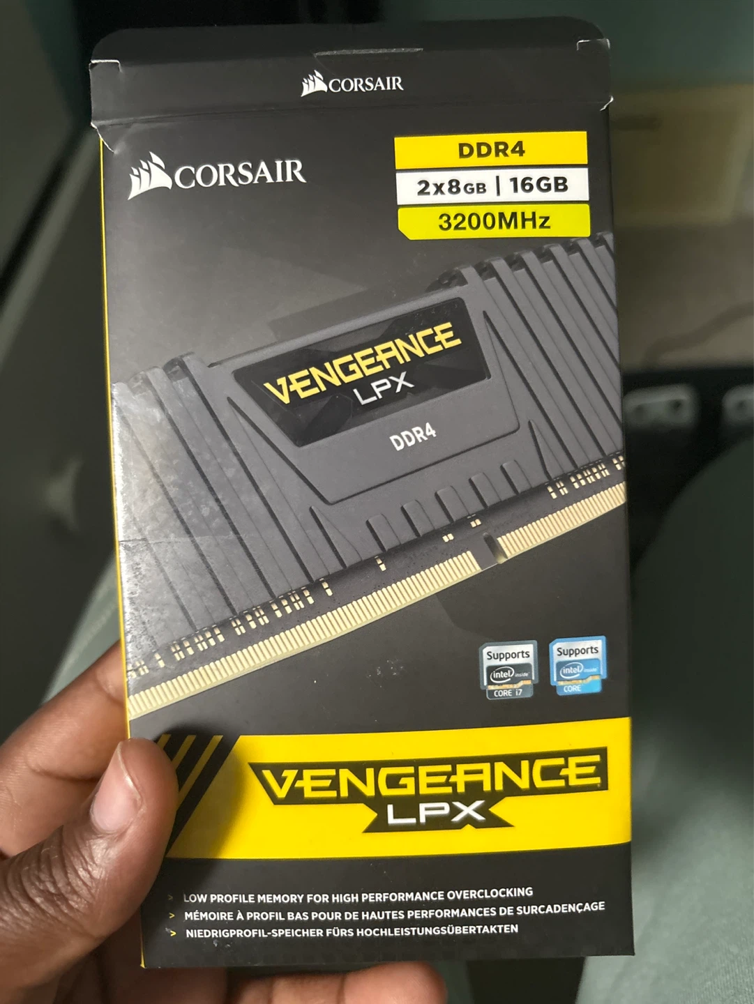 2 Corsair Vengeance lpx DDR4