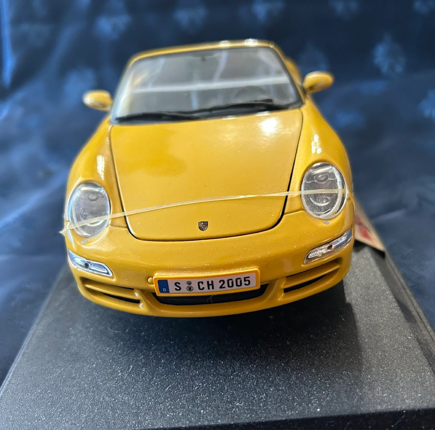 Maisto Porsche 911 Carrera S Cabriolet Toy Car - photo 2