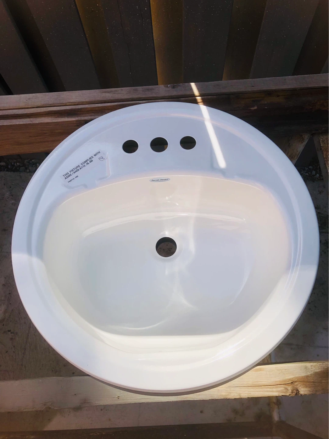 American Standard White Bathroom Sink