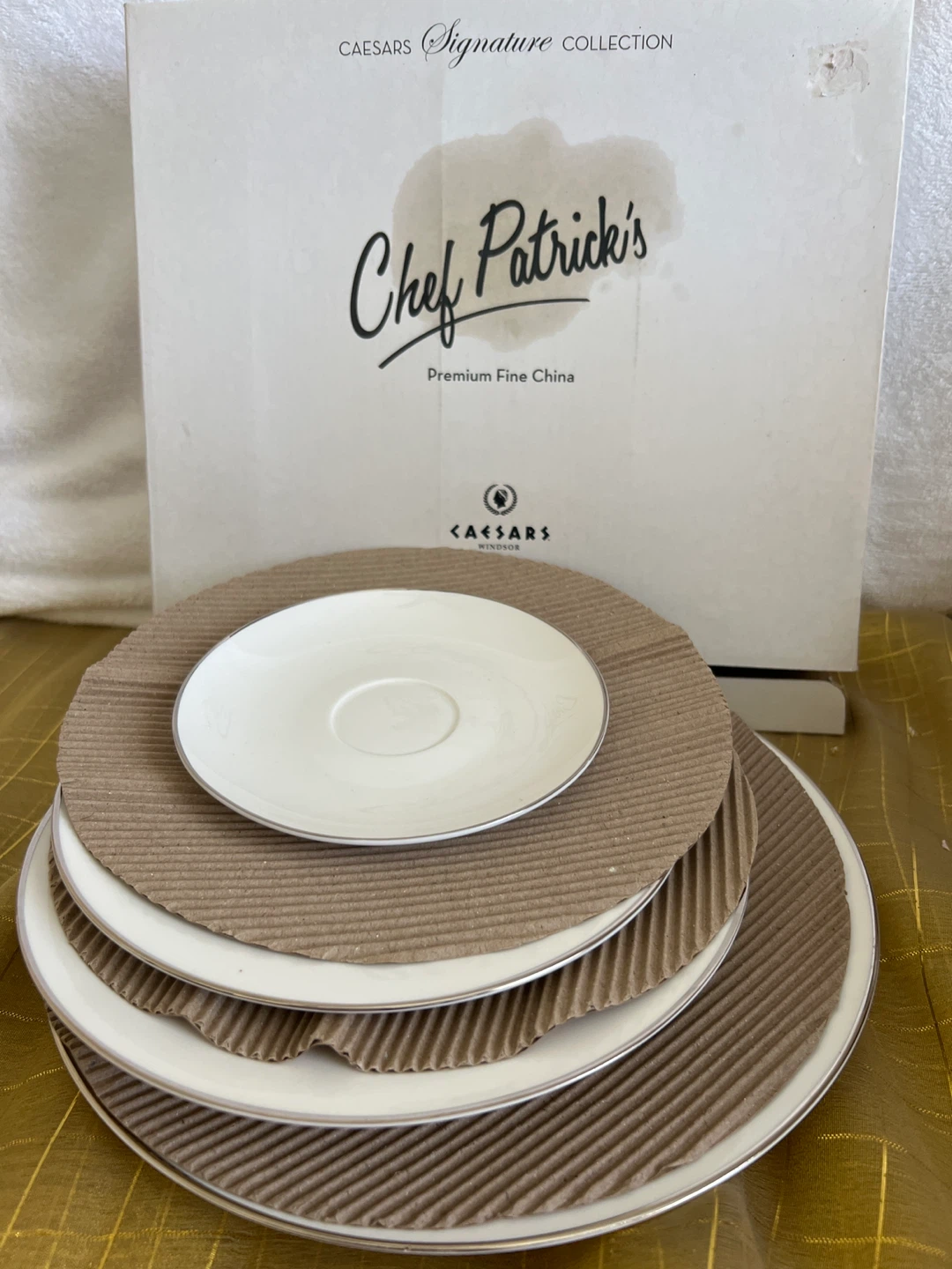 Caesars Chef Patrick's Premium Fine China Dinnerware Set - photo 3