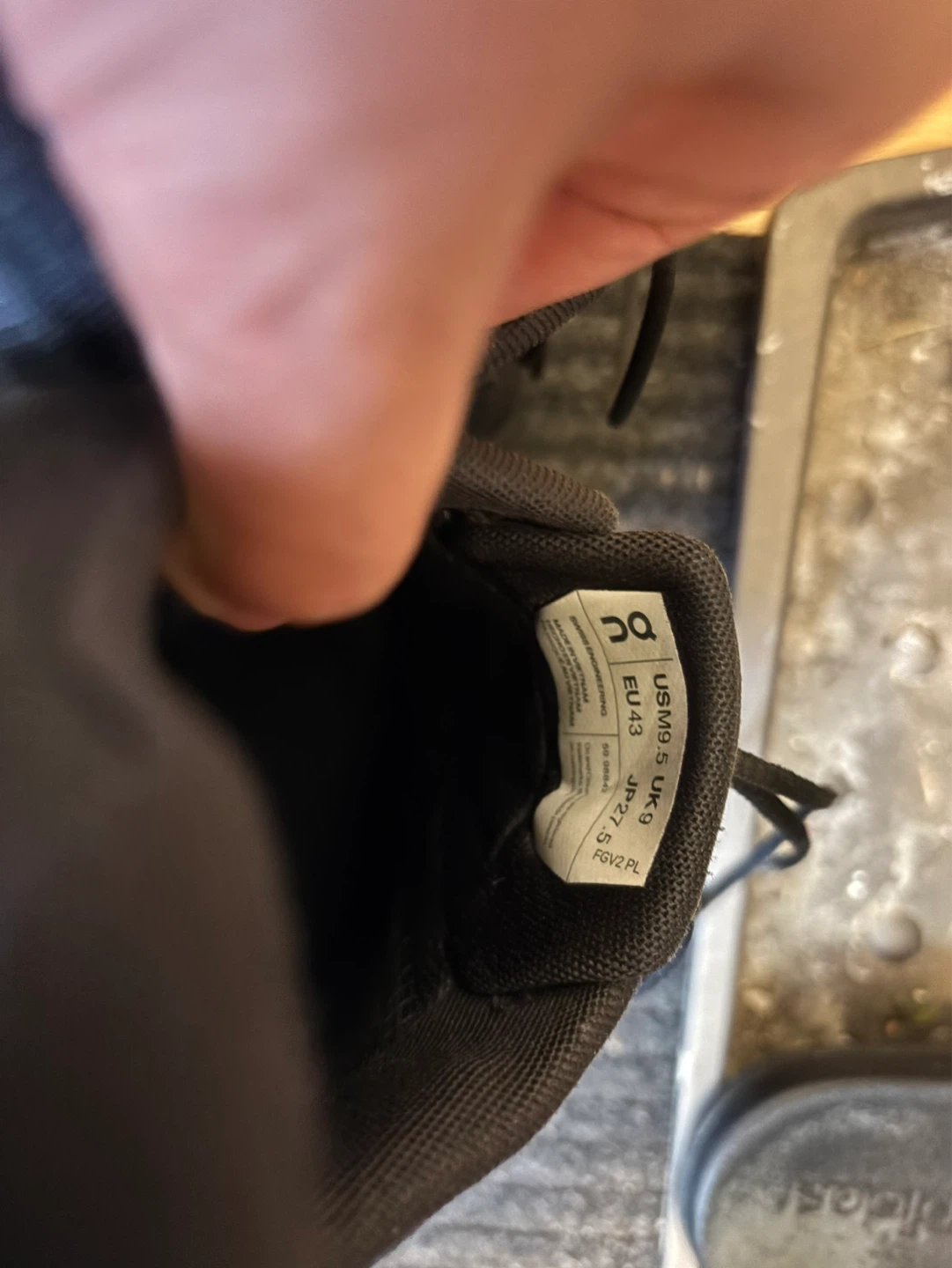 ON Waterproof Running Shoes - photo 4