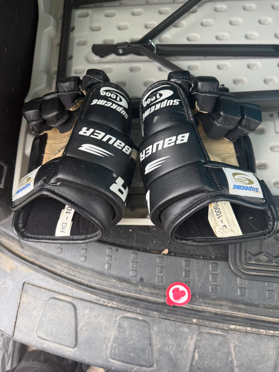 Ball hockey gloves - photo 2
