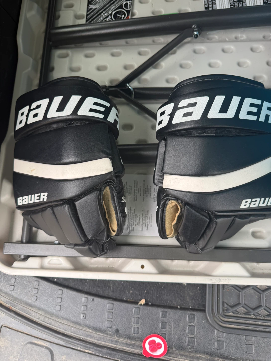 Ball hockey gloves - photo 3