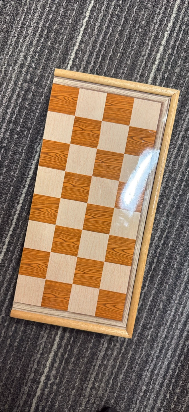 Vintage Wooden Magnetic Chess Checkers - photo 2