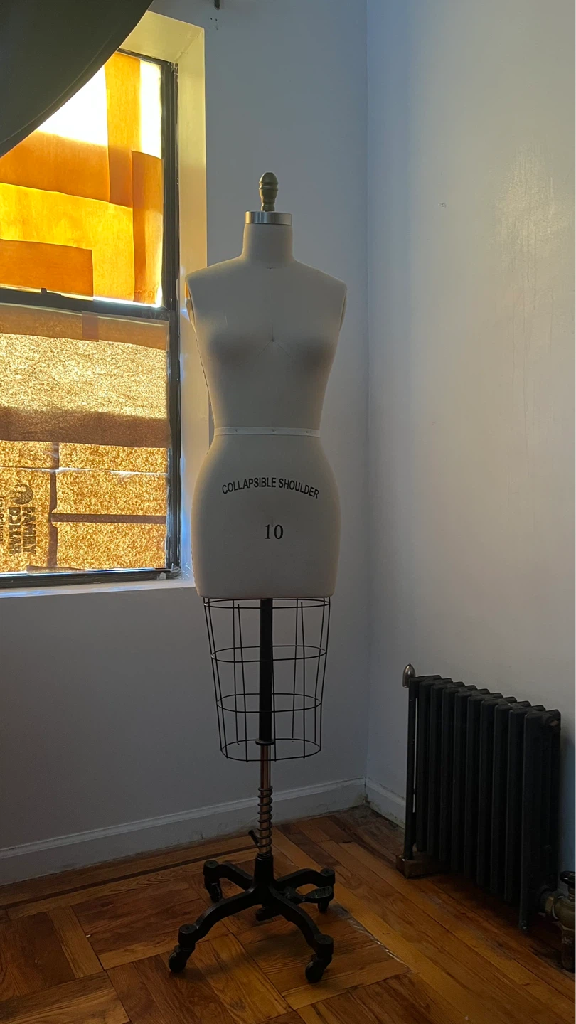 Collapsible Shoulder Dress Form Mannequin Size 10