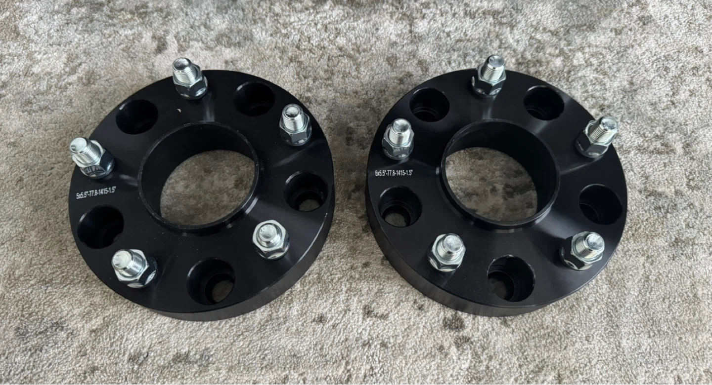 2 pc - Dodge Ram 1.5” Wheel Spacers - Brand new - photo 3