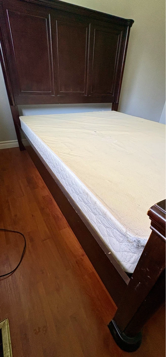 Dark Wood Queen Bed Frame and Dresser - photo 5