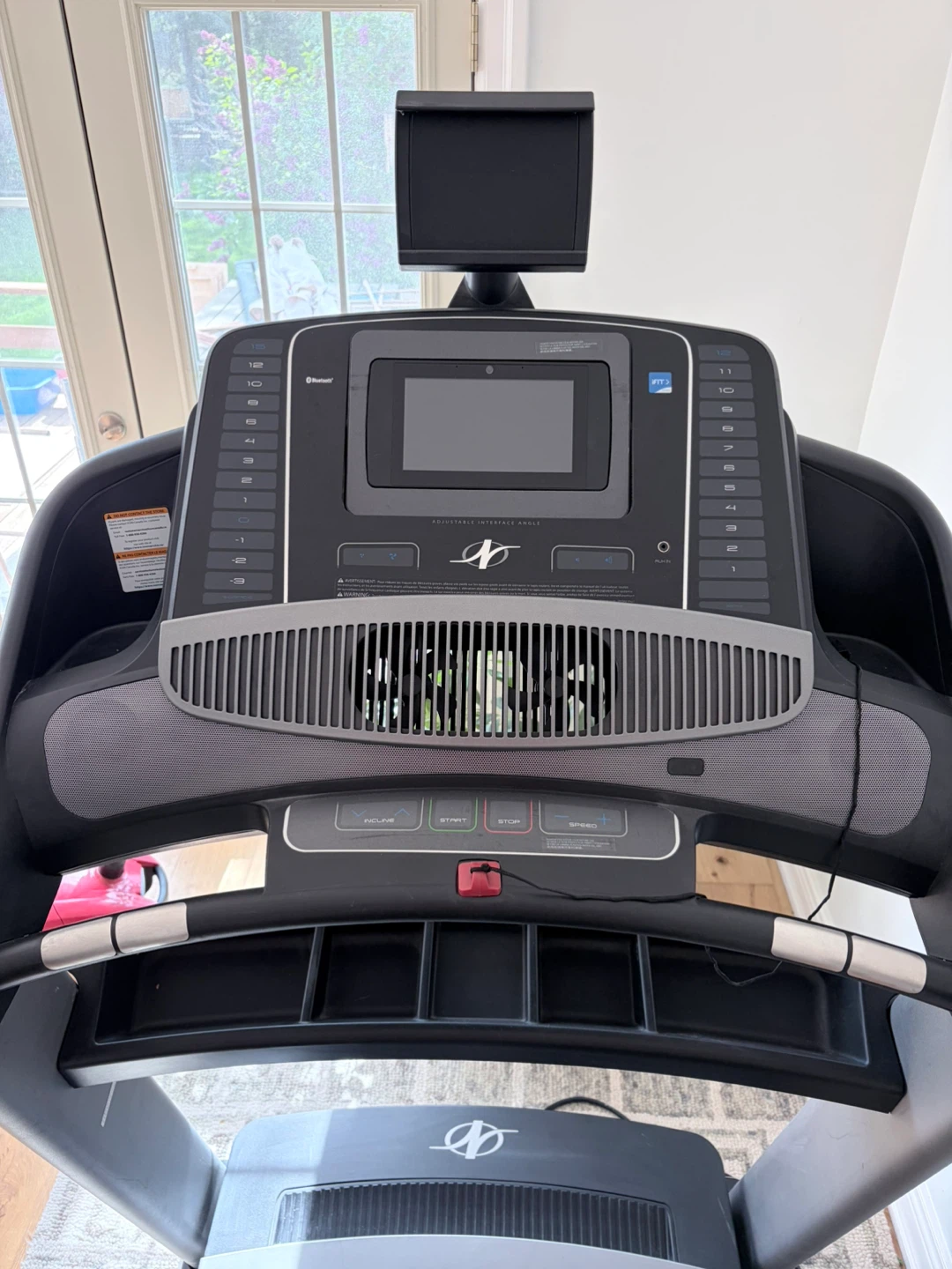 NordicTrack C 1750 Treadmill - photo 2