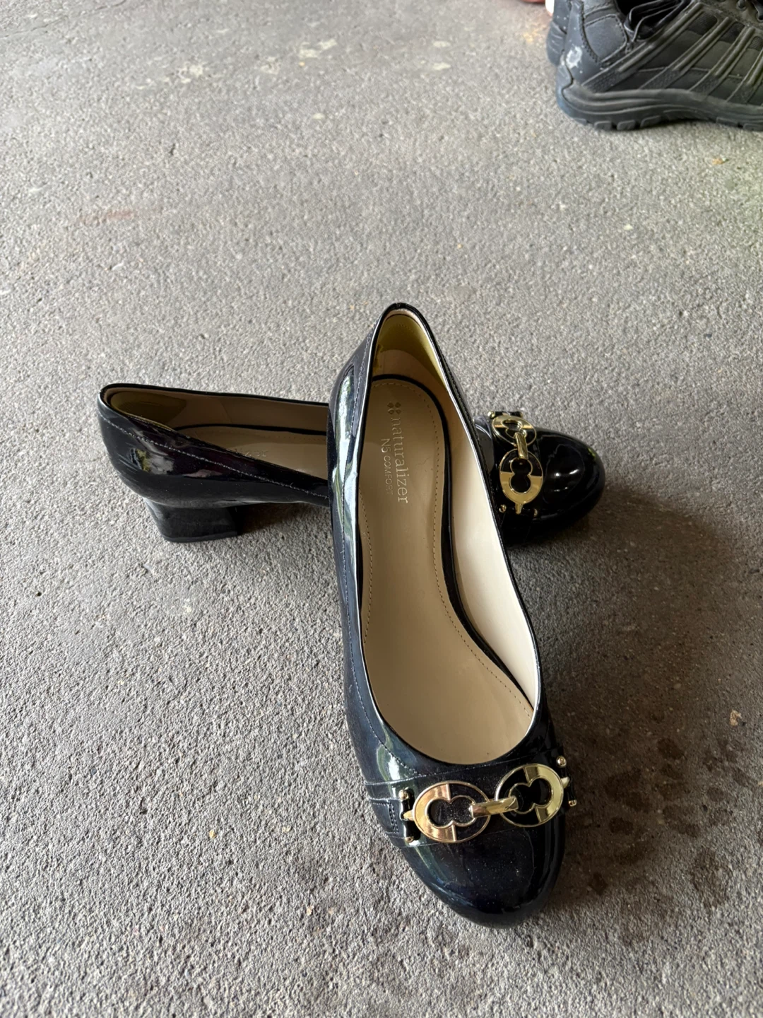 Garage sale May 30 - photo 2