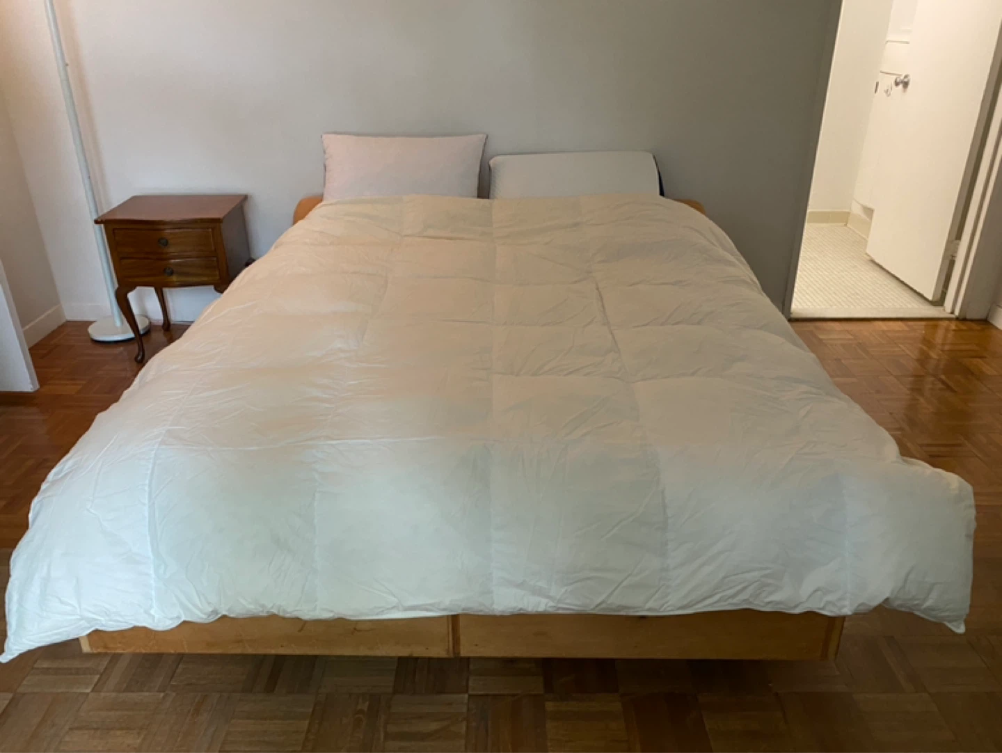 Queen Size custom made Platform Bed - photo 2
