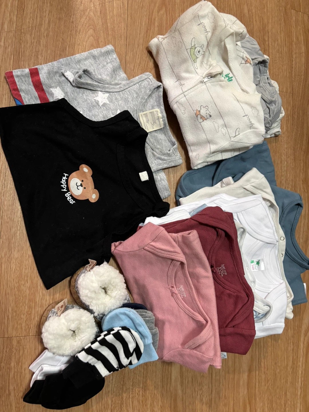 Baby Clothes Bundle (Onesies, Tops, Socks, Mittens)