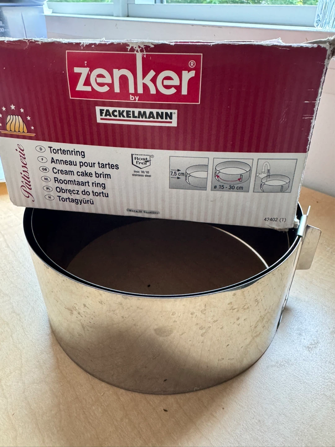 Zenker Adjustable Cream Cake Ring
