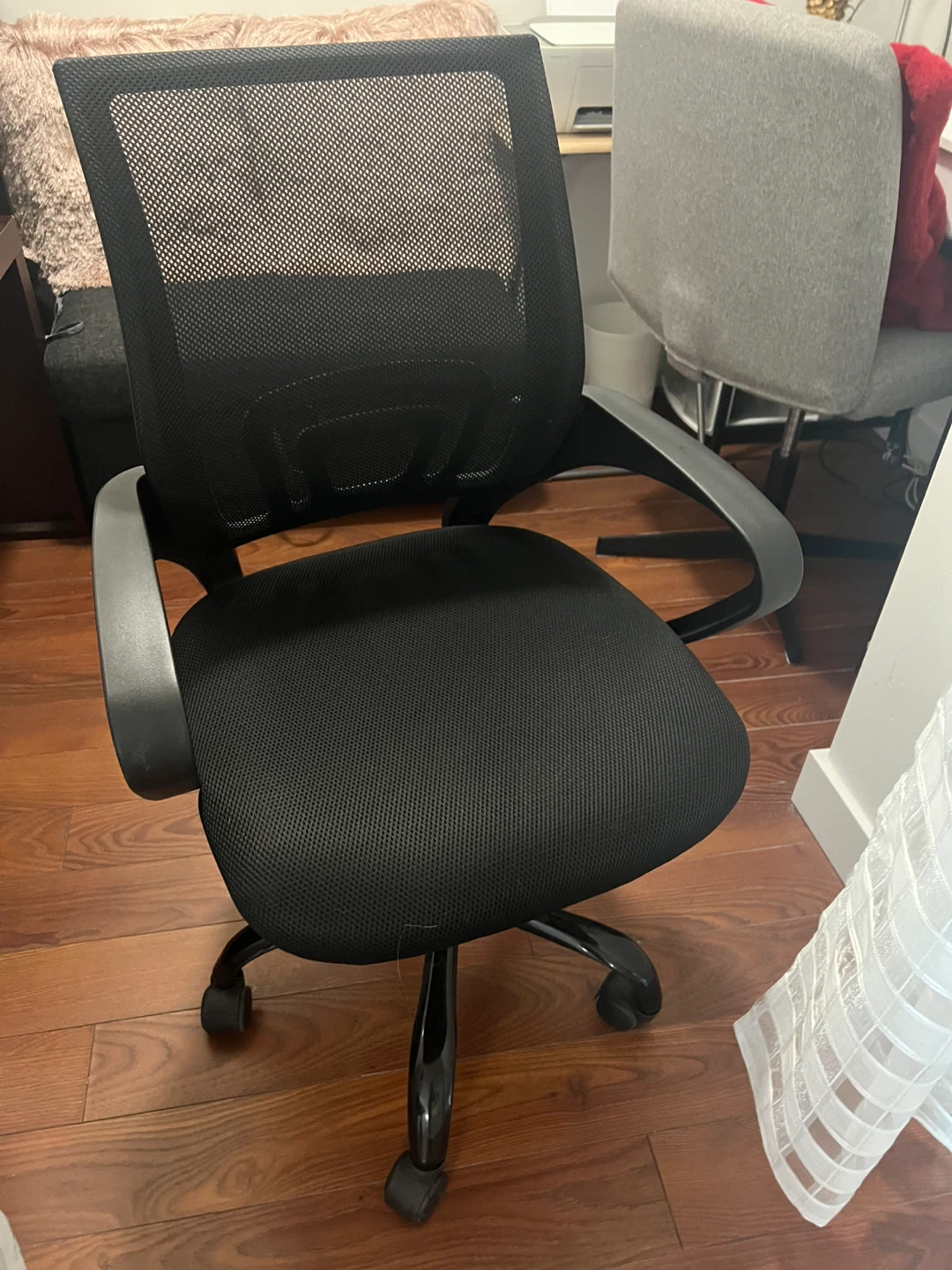 Black Mesh Office Chair