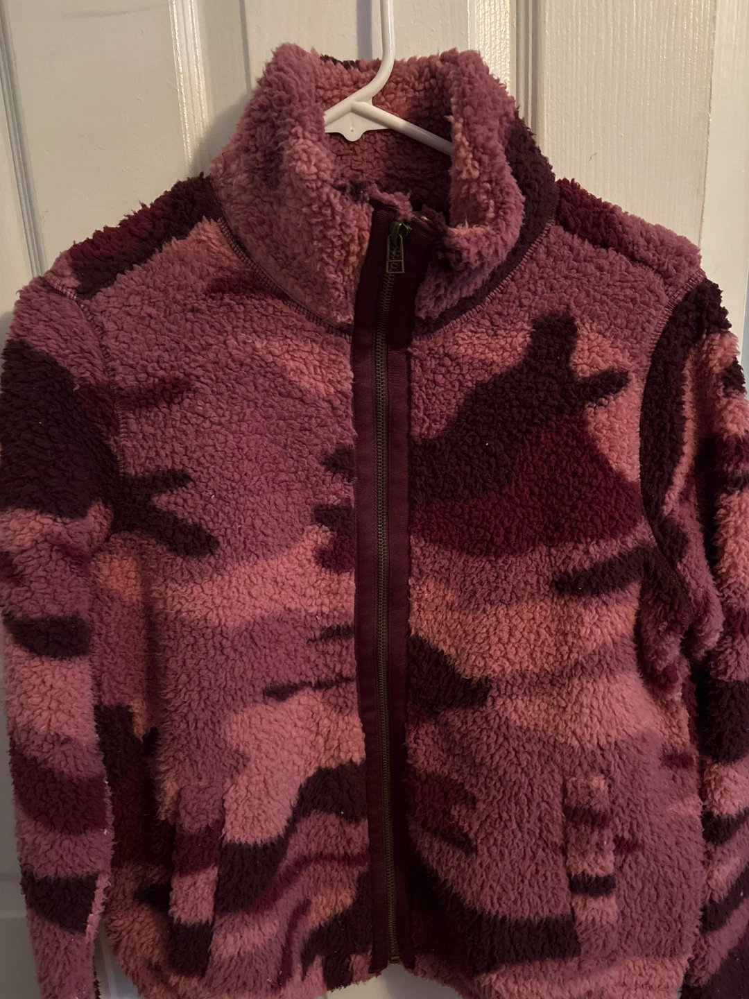 Women old navy camo size Xs