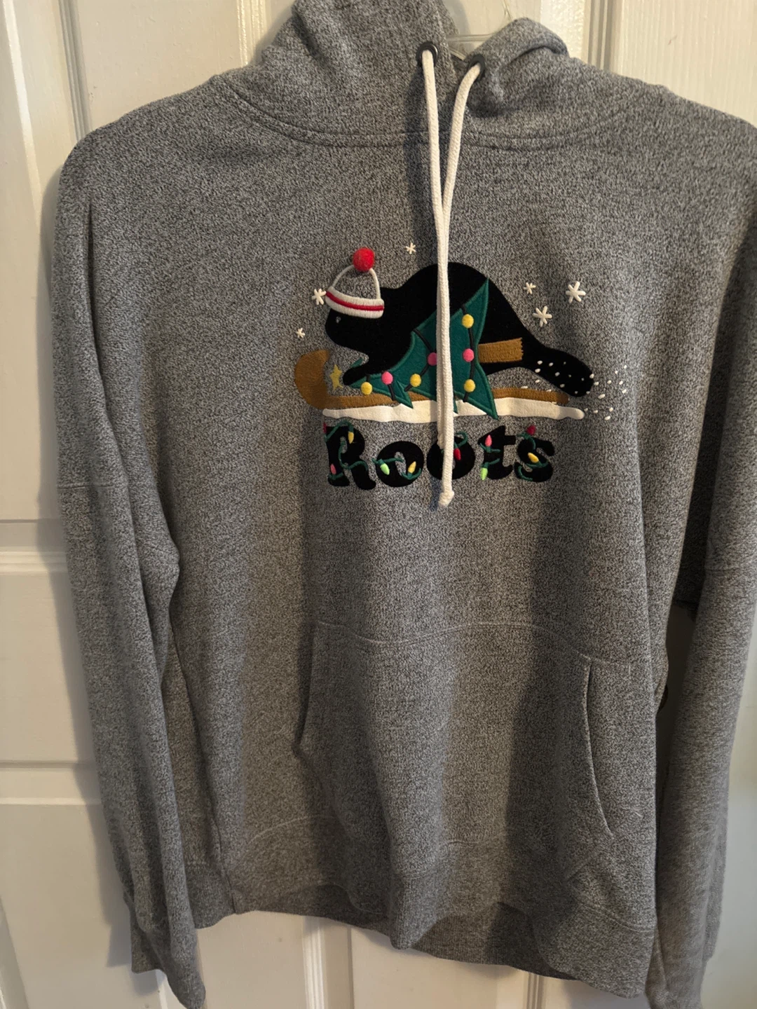 Women roots hoodie size small