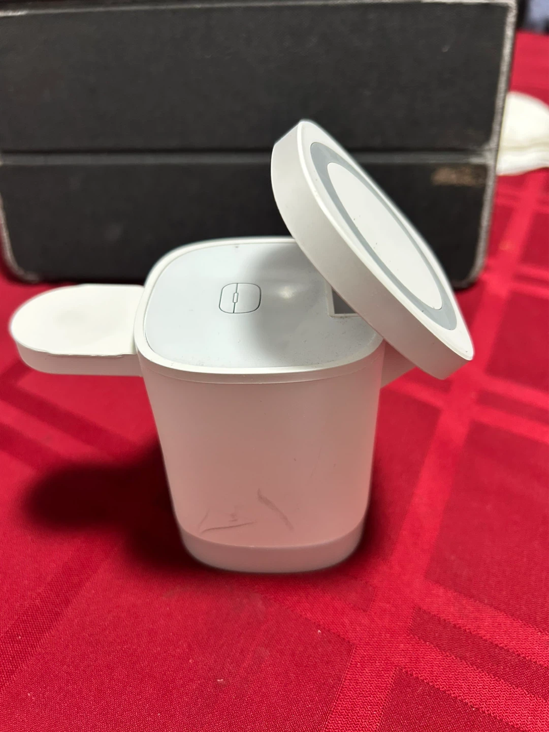 Mag Safe Charger 3-in-1 Wireless Charger - photo 5