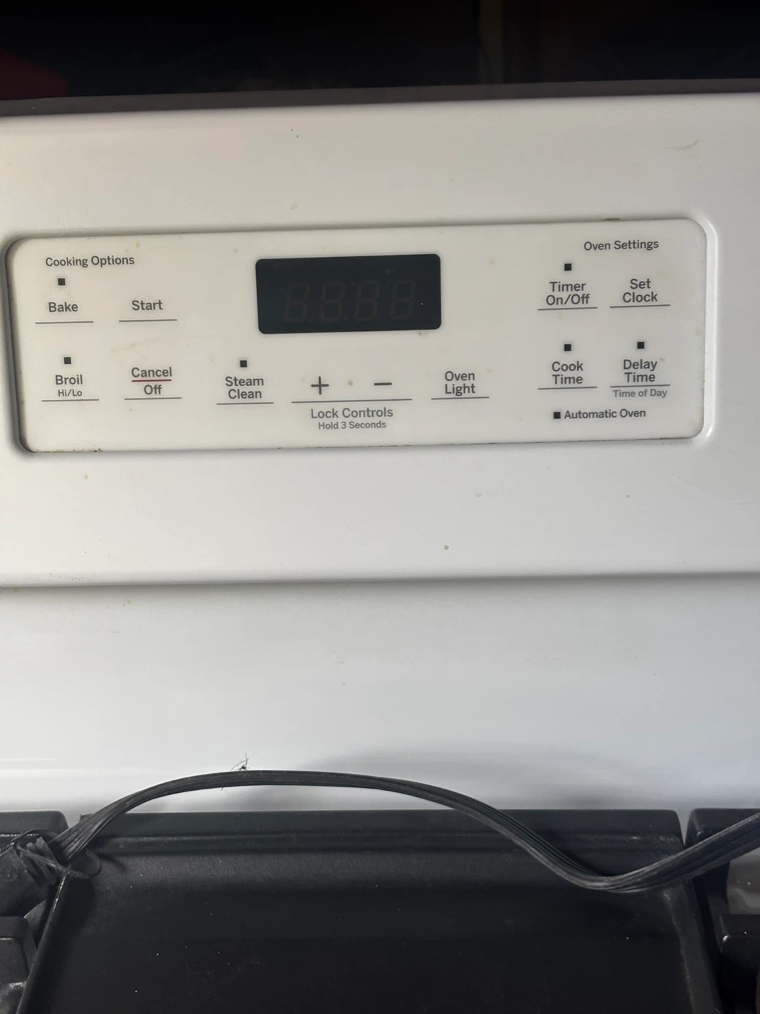 GE White Gas Range with Griddle - photo 5