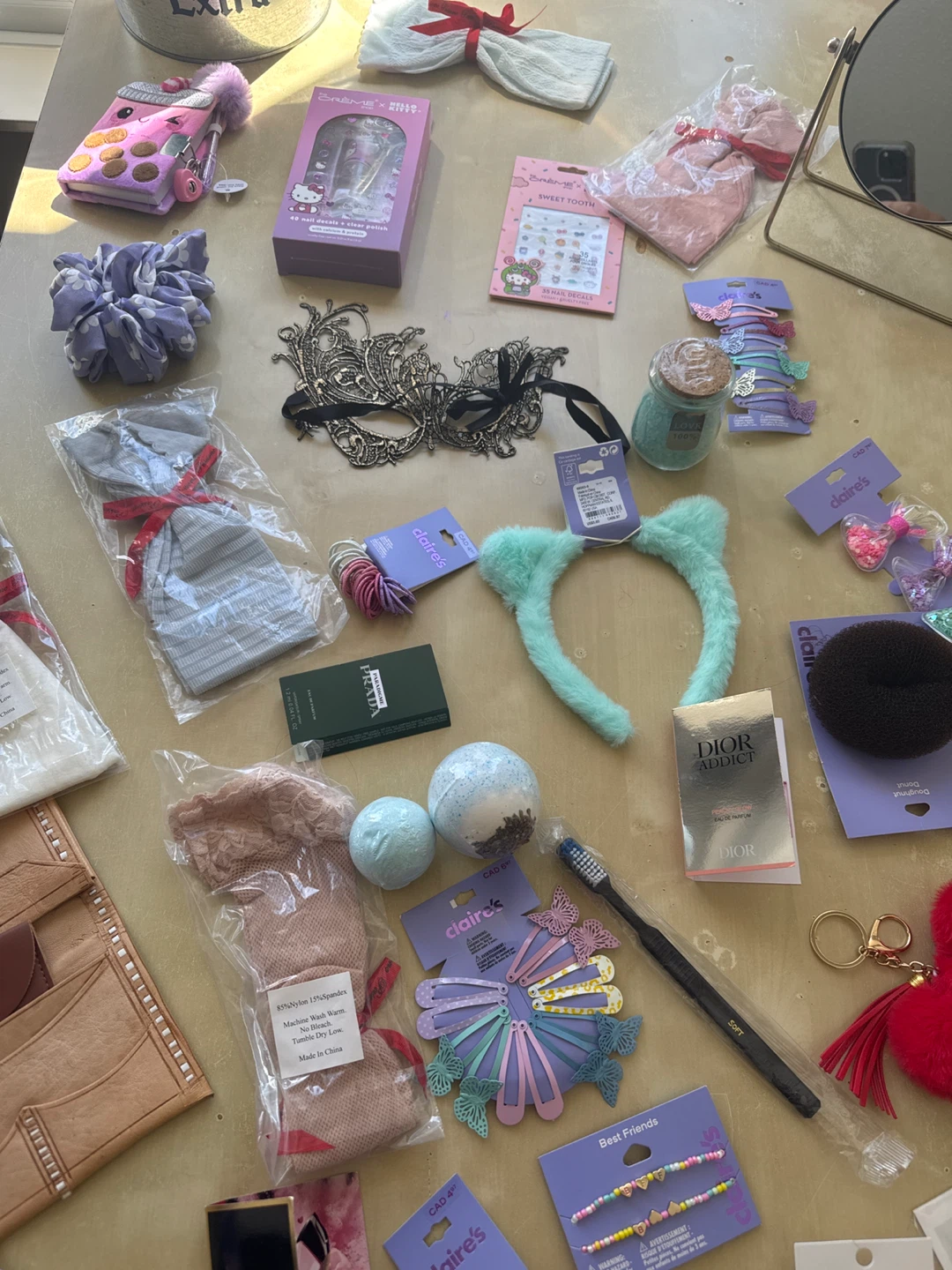 Claire's Hair Accessories and Jewellery Bundle - photo 4