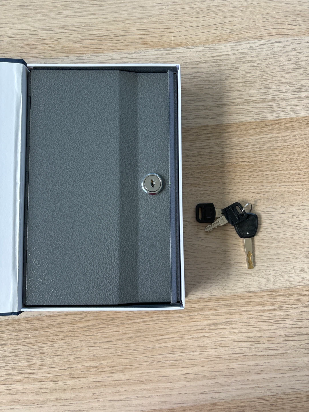 The New English Dictionary Book Safe Box with Keys - photo 2