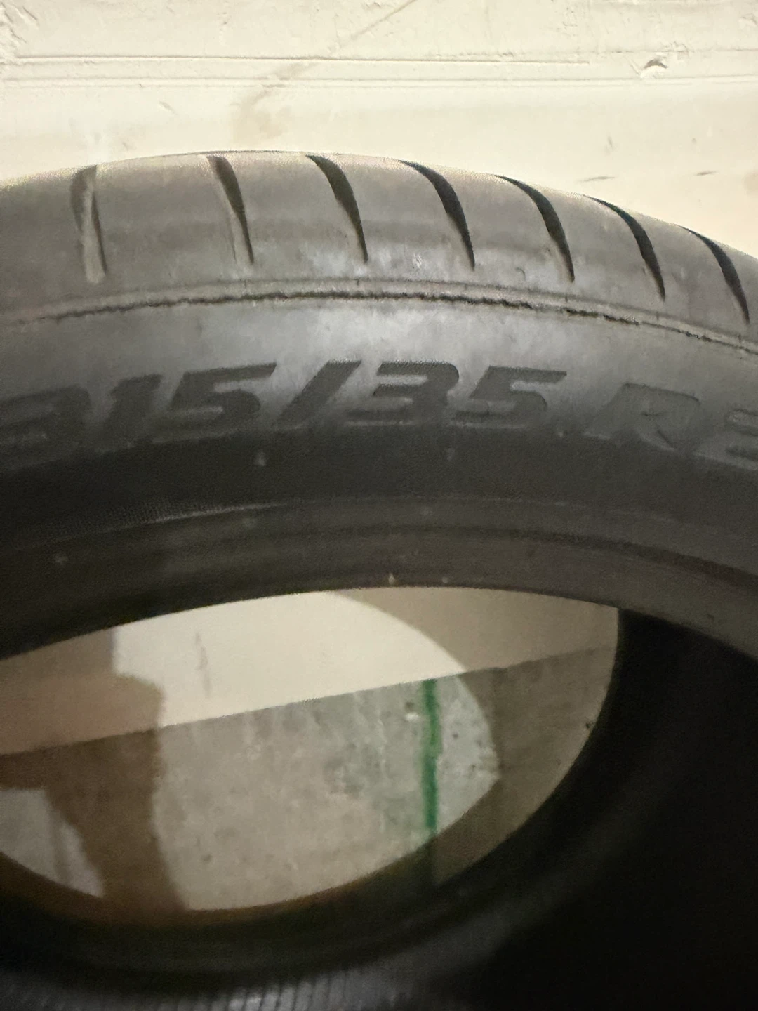 Pirelli P Zero Tire 315/35R20 - photo 3
