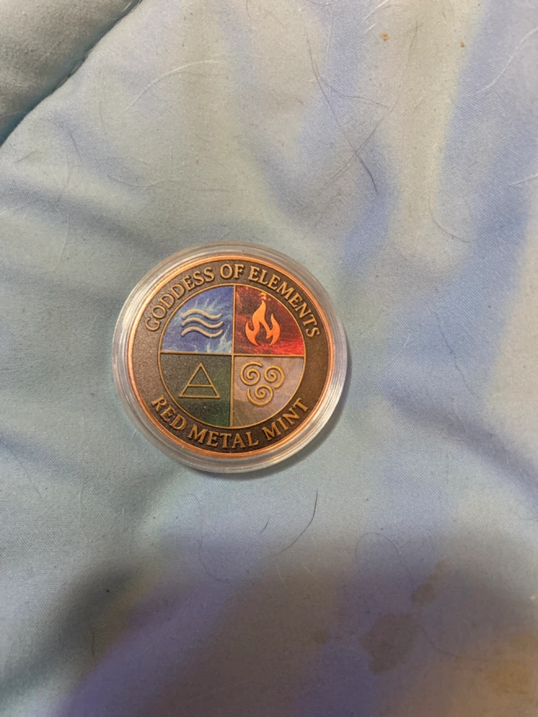 Red Metal Mint Goddess of Elements Coin - photo 2