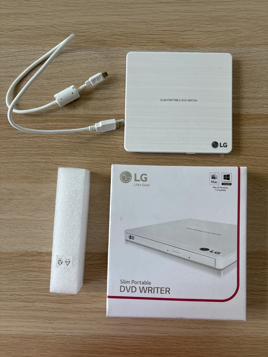 LG Slim Portable DVD Writer GP62NB50