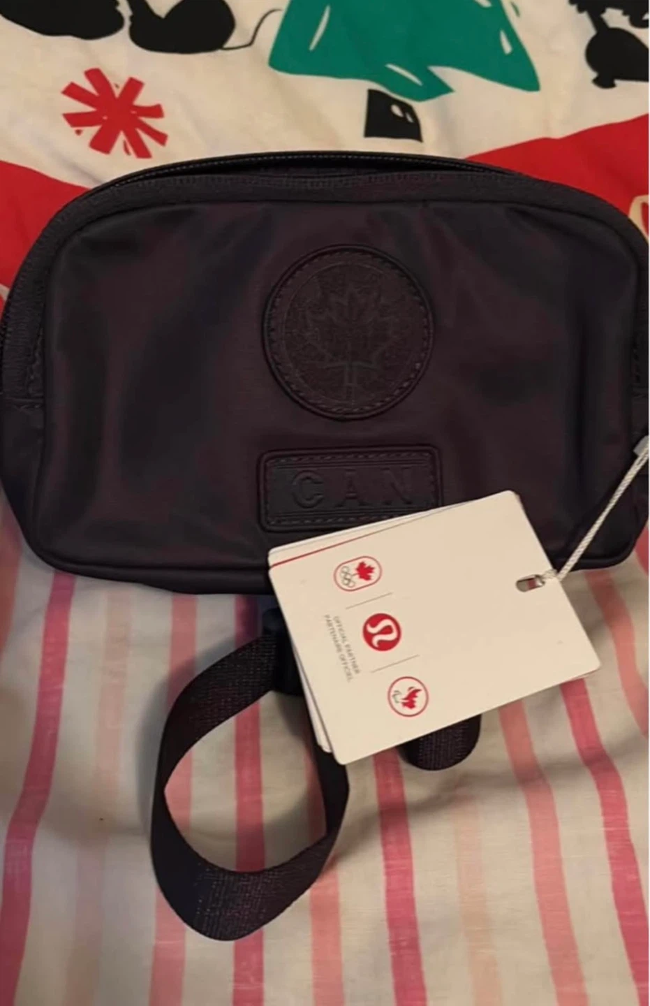 Lululemon belt bag Olympic purple tags on