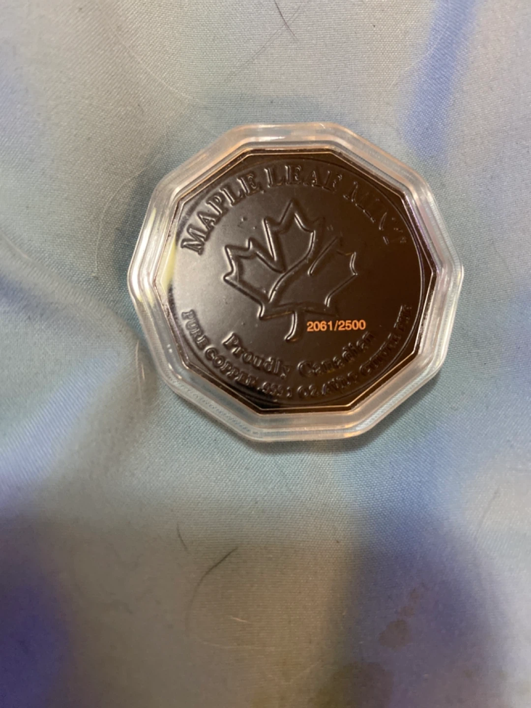 Royal Canadian Mint 50 Cent Coin - Bumblebee - photo 2