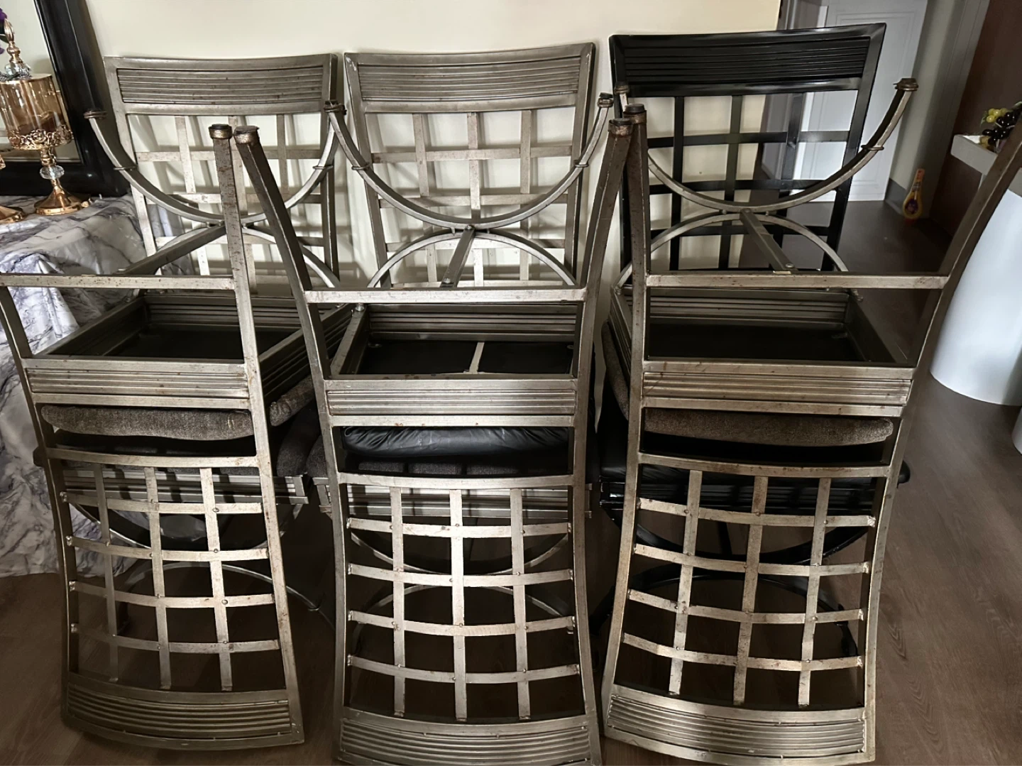 Set of 6 Metal Dining Chairs with Black Cushions - photo 2